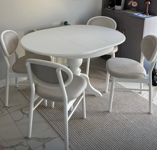Miami Model Sandalye ve Açılabilir Yuvarlak Masa