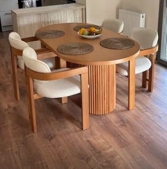 C Model Sandalye ve Açılabilir Oval PTT Ayak Masa Takımı